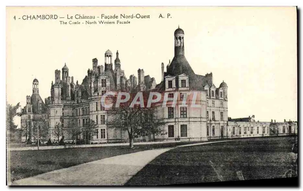 Chambord — Das Schloss — Nordwestfassade — A.P. - Vorderseite