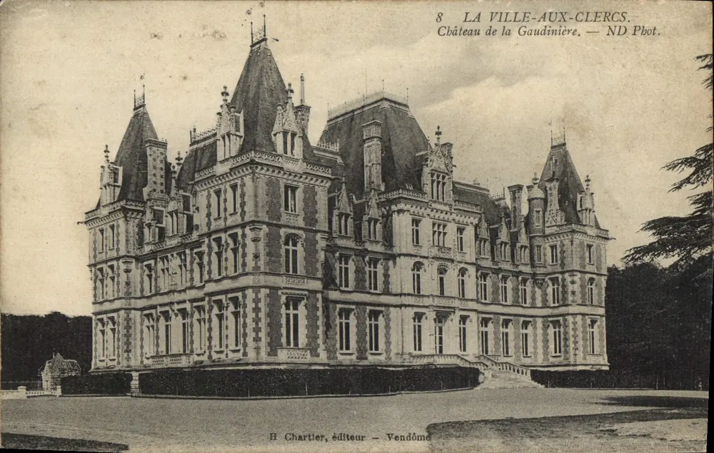 La Ville-aux-Clercs — Schloss La Gaudinière — H. Chartier, Verleger - Vendôme - Vorderseite