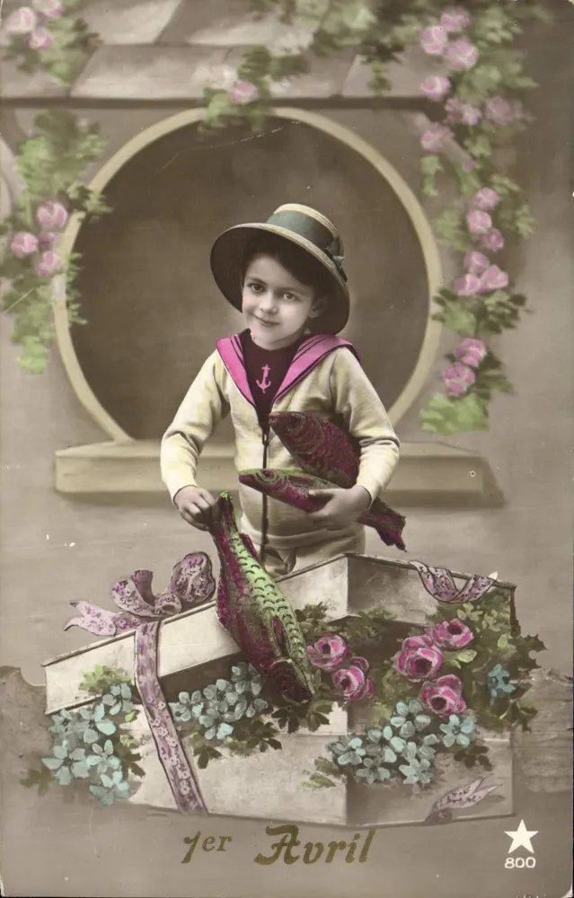 Kind in Seemannsuniform — 1. April — Ausgabe 800 - Vorderseite
