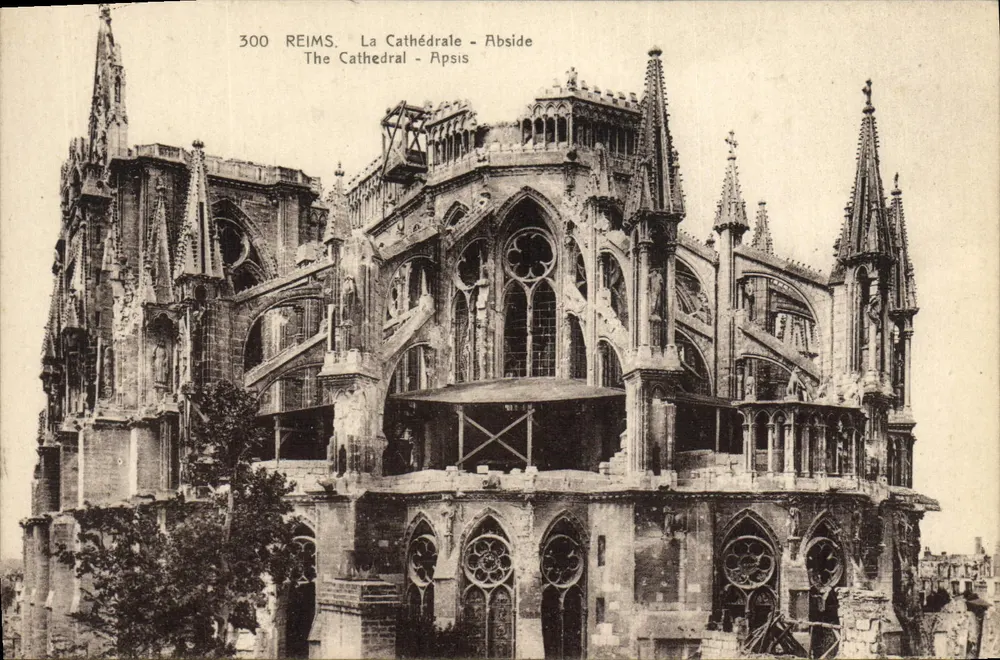 Reims - A Catedral - Abside — série 300 - Frente