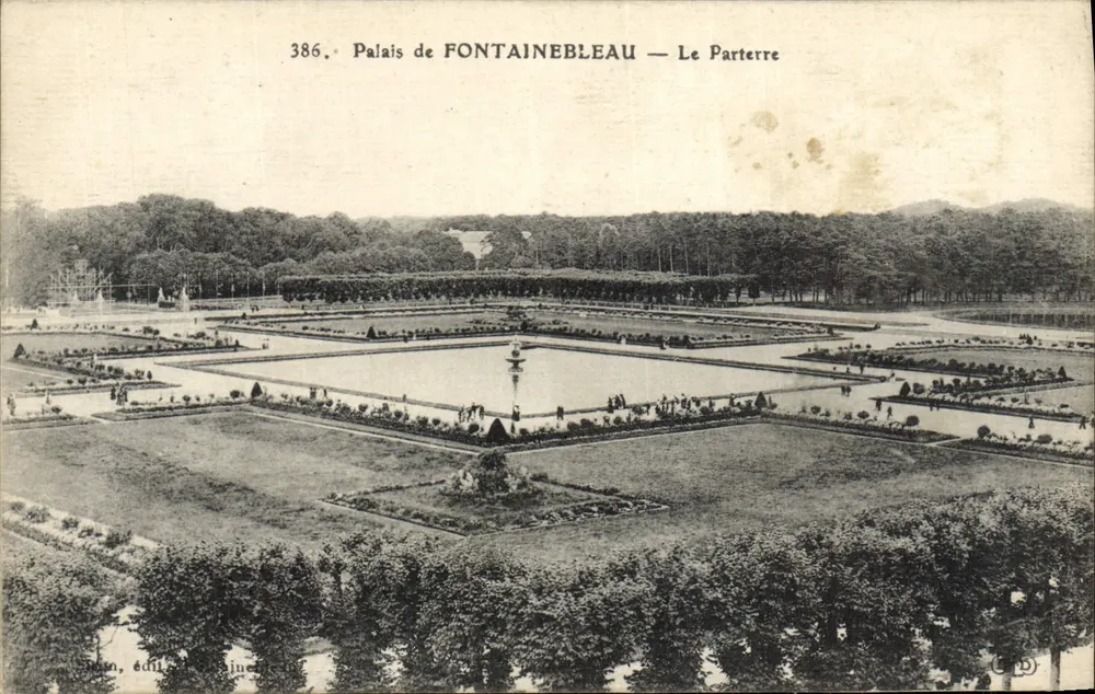 Schloss FONTAINEBLEAU — Der Parterre — Verlag: IMP. LE DE BY, PARIS - Vorderseite