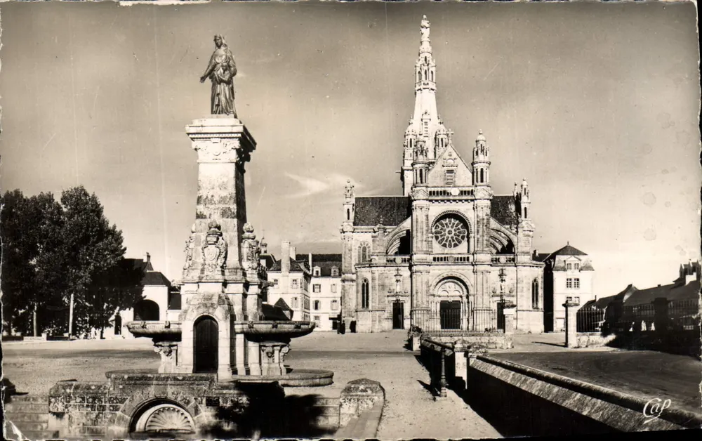 Ste-Anne-d'Auray — A Basílica e a Fonte — Cie des Arts, Paris - Frente
