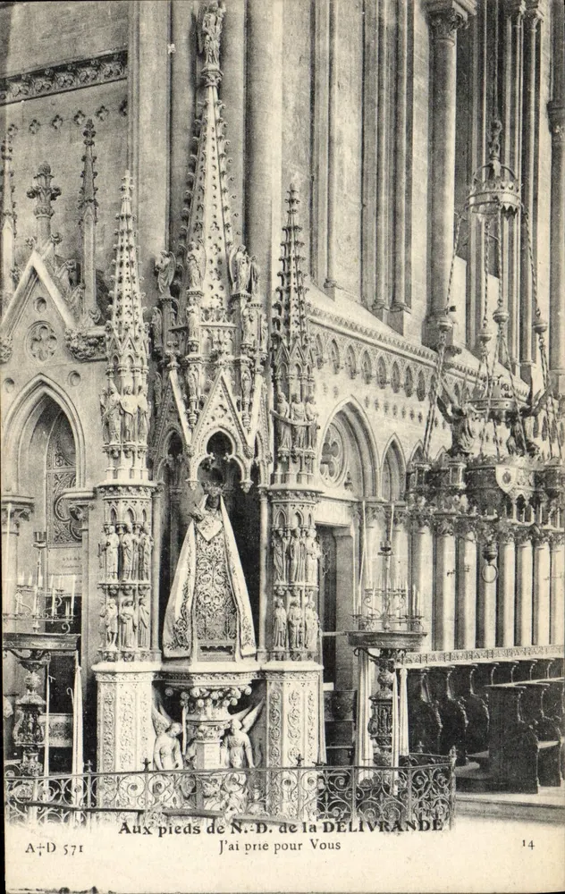 Aux pieds de N.-D. de la Delivrande — éditeur A. Dubosq, n° 14 - Recto