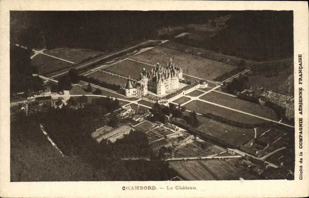 Chambord — O Castelo — Cliché da Compagnia Aérea Francesa - Frente
