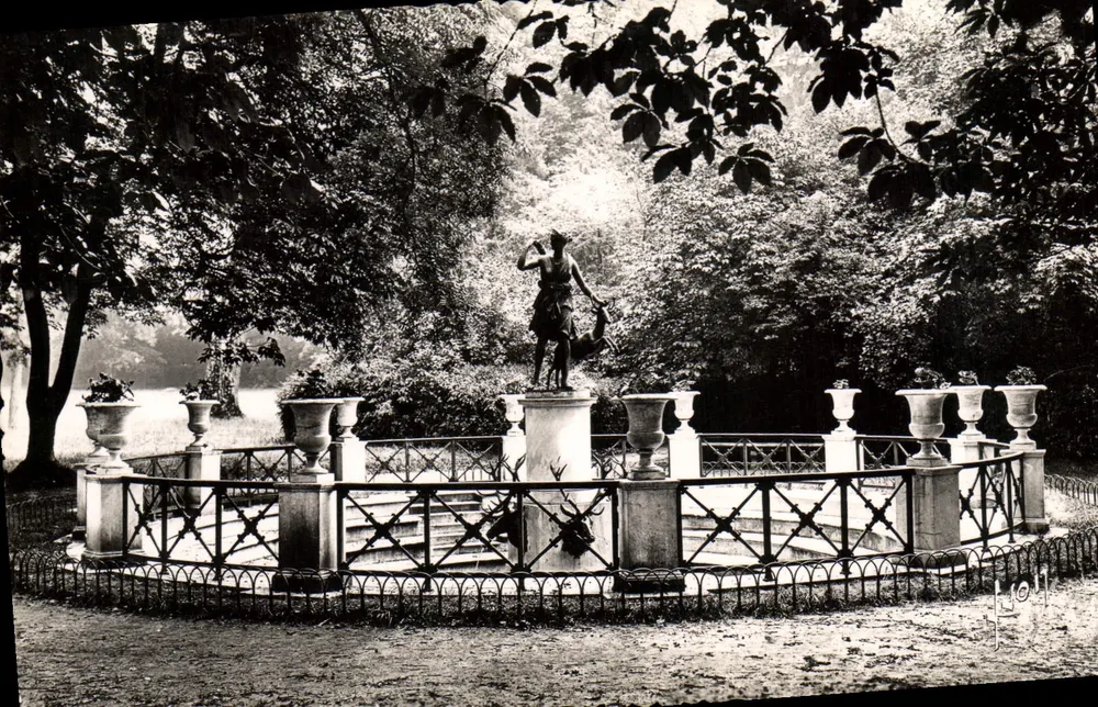 Fontaine de Diane — Gärten des Palastes — Fontainebleau (S.-et-M.) — Kunstverlag - Vorderseite