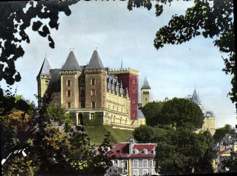 Schloss Henri IV — Ausblick vom Nationalpark — Éditions Françaises - Vorderseite
