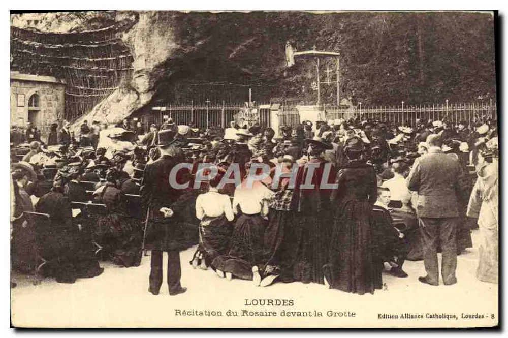 Lourdes — Recitazione del Rosario davanti alla Grotta — Edizione Alliance Catholique, Lourdes - 8 - Recto