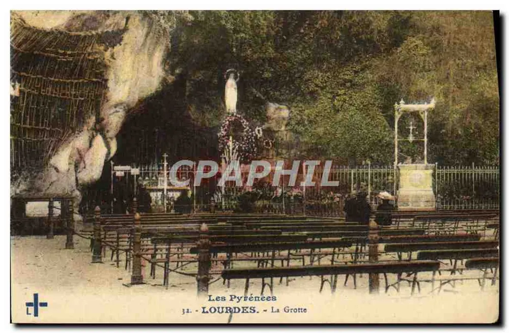 Os Pirineus - Lourdes - A Gruta - Frente