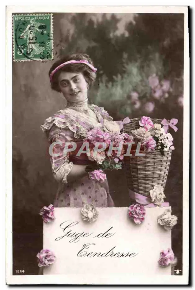 Frau in gestreifter Kleidung mit Blumenkorb — Zeichen der Zärtlichkeit — unbekannter Verlag, n° 9144 - Vorderseite