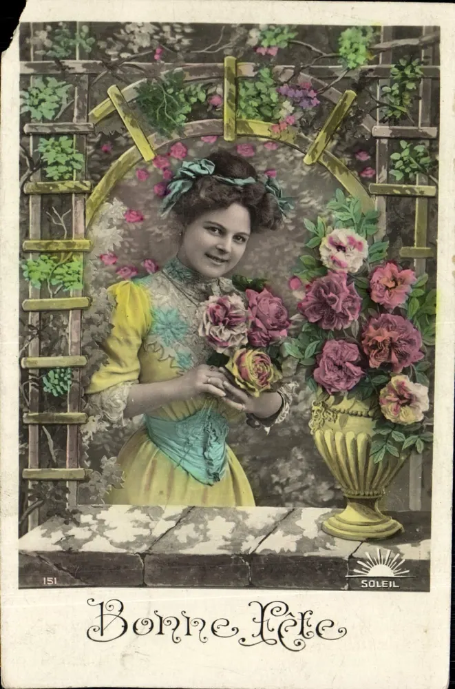 Jeune femme en robe jaune — jardin avec treillis et vase de roses — éditeur SOLEIL, n° 151 - Vorderseite
