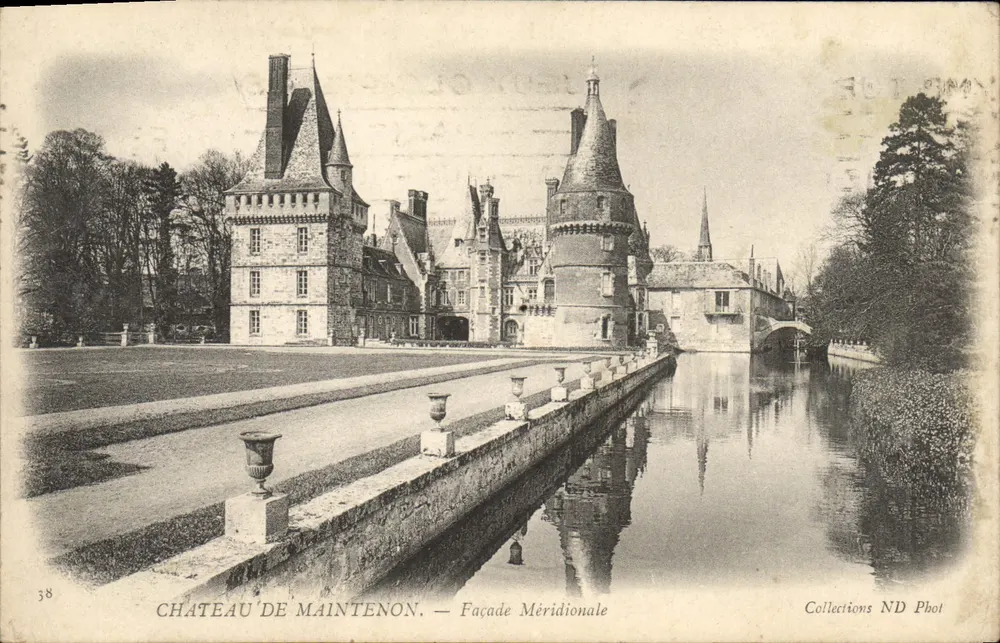 Castelo de Maintenon — Fachada Meridional — Collections ND Phot - Frente