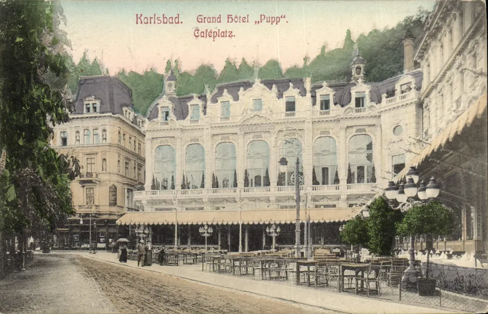 Karlsbad. Grand Hotel „Pupp“. Caféplatz. - Vorderseite