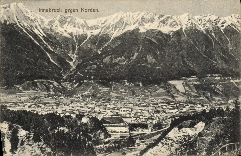 Innsbruck gegen Norden — Panoramablick — Verlag F. Heidlich, Nr. 7381 - Vorderseite