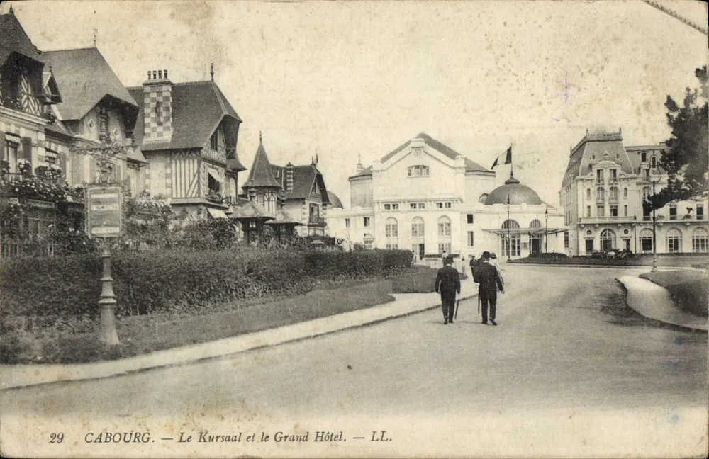 Cabourg — Le Kursaal et le Grand Hôtel — LL. n°29 - Vorderseite