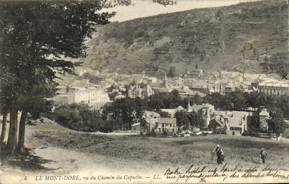 LE MONT-DORÉ, visto do Caminho do Capuchinho — LL — n°4 - Frente