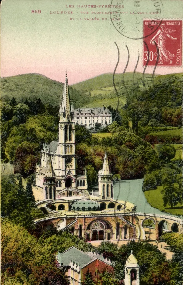Lourdes - Panoramablick auf die Basilika und das Tal des Gave — Photochrom L. Boucicaut, Toulouse, n° 859 - Vorderseite
