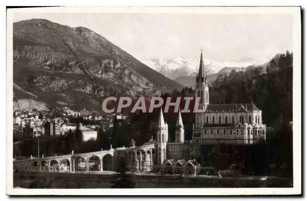 Lourdes — A Basílica e o Pic du Jer — Editor: Éditions F. O. D. Lourdes - Frente