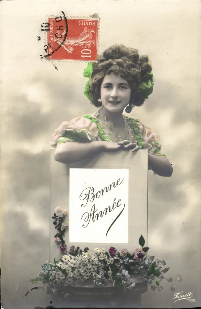 Lächelnde junge Frau — Jahresgrußkarte 'Bonne Année' — Fournite, 1903 - Vorderseite
