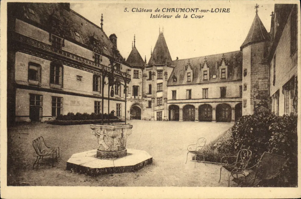 Schloss Chaumont-sur-Loire — Innenansicht des Hofes — unbekannter Verleger, Nr. 5 - Vorderseite