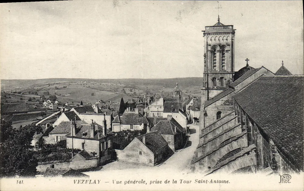 Vezflay — Allgemeiner Blick, aufgenommen von der Turm Saint-Antoine — JND Phot. - Vorderseite