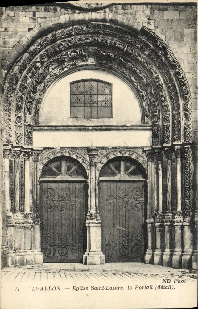 Avallon — Kirche Saint-Lazare, der Portal (Detail) — ND Phot. - Vorderseite