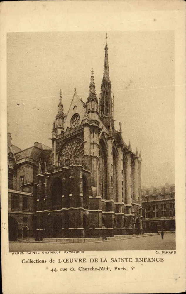 Paris. Capela Santa. Exterior — Coleções da Obra da Santa Infância — Cl. Pamard - Frente