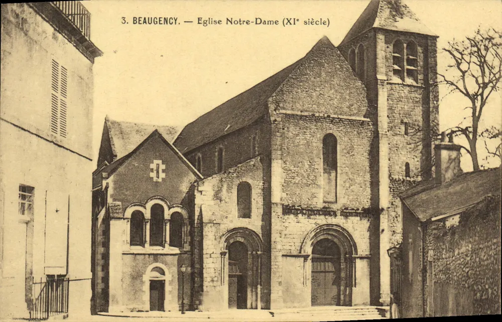 Beaugency — Igreja de Nossa Senhora (século XI) - Frente