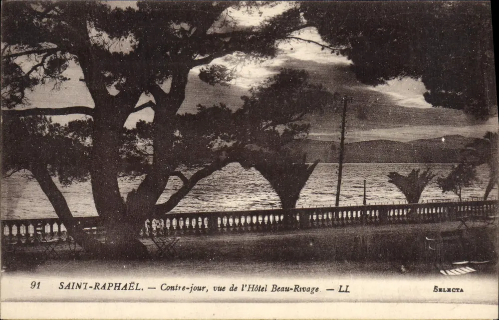 Saint-Raphaël — Rücklicht, Blick auf das Hotel Beau-Rivage — Selecta, n°91 - Vorderseite