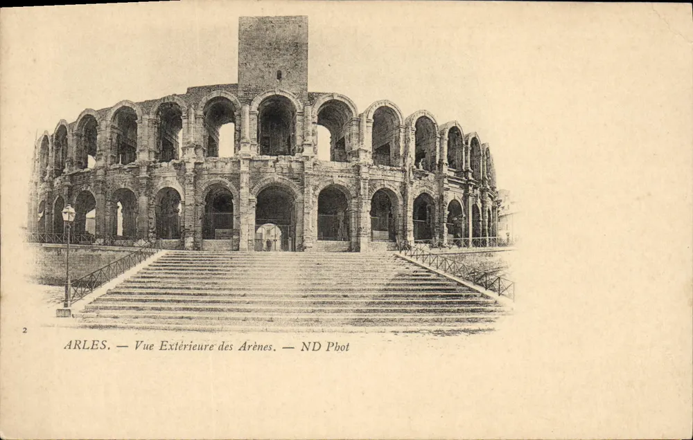 Arles — Äußere Ansicht der Arenen — ND Phot - Vorderseite