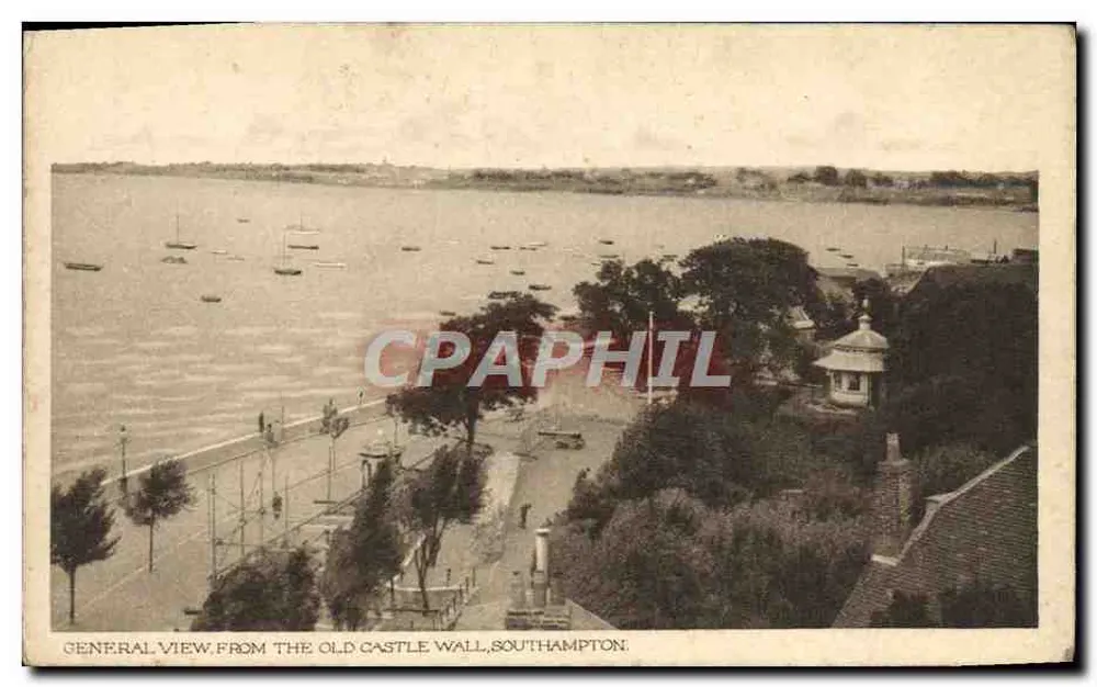 Vue générale depuis le vieux mur du château — Southampton — éditeur : Printed in England - Awers