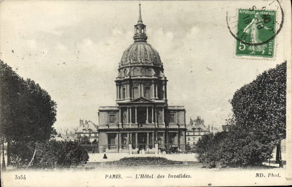PARIS — O Hotel dos Invalidos — ND. Phot. - Frente