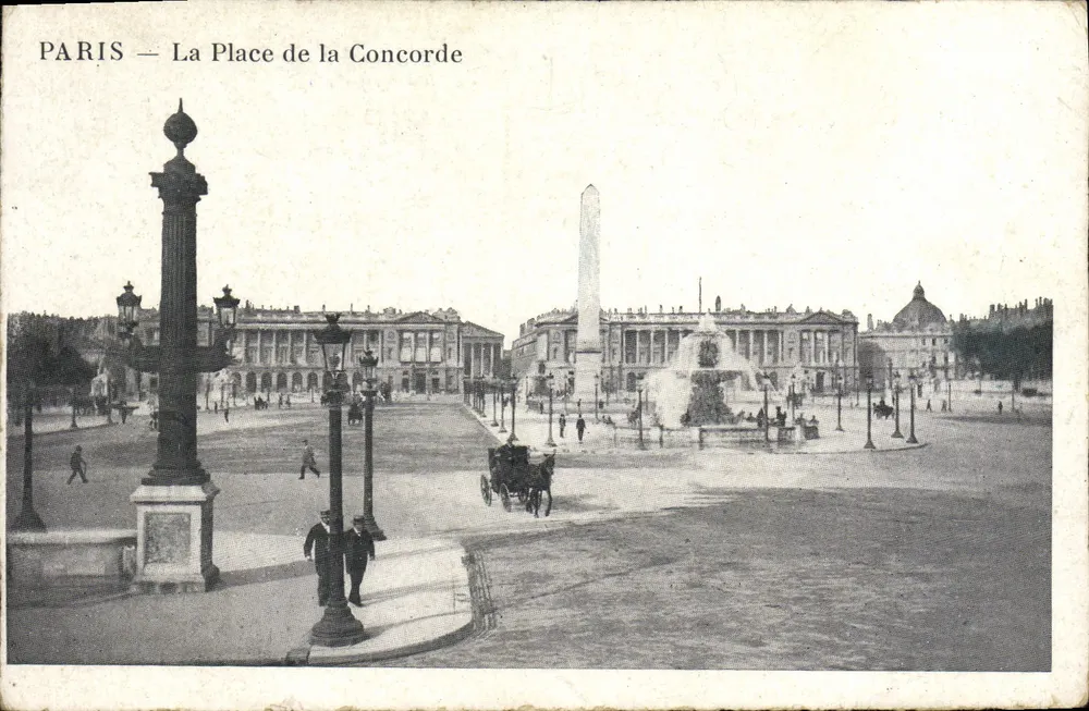 PARIS — A Praça da Concórdia — sem editor ou número visível - Frente