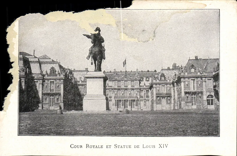 Cour Royale et Statue de Louis XIV — éditeur 'G. Giph' (imprimé en bas à droite) - Frente