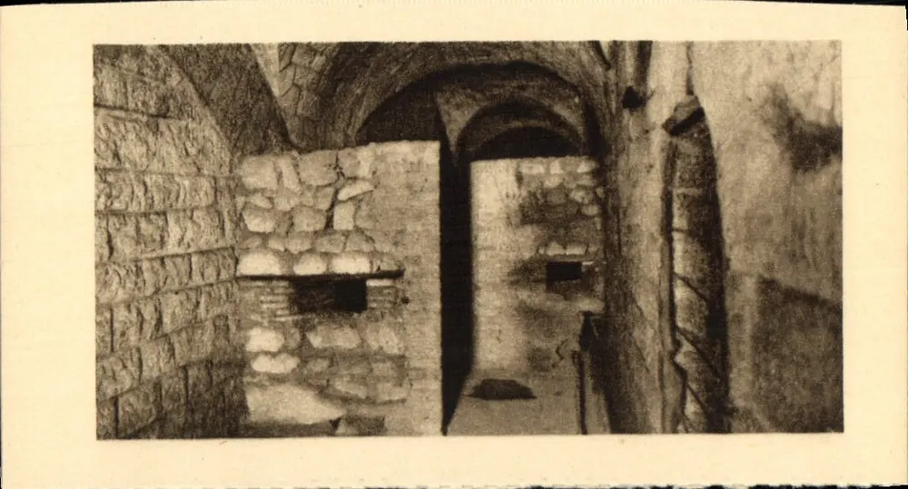 Fort de Douaumont — Murs en Chicane - Vorderseite