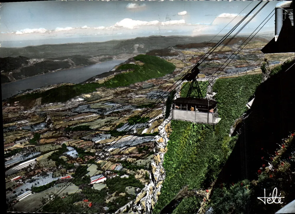 Aix-les-Bains — Panoramablick und Seilbahn Mi-Revard — Éditions Téle - Vorderseite