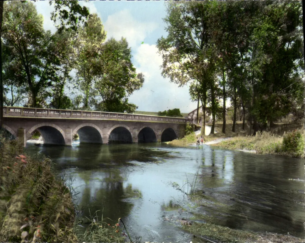 Tronville-en-Barrois — Die Brücke über die Ornain — Verlag C.P.A.P.H.I.L. - Vorderseite
