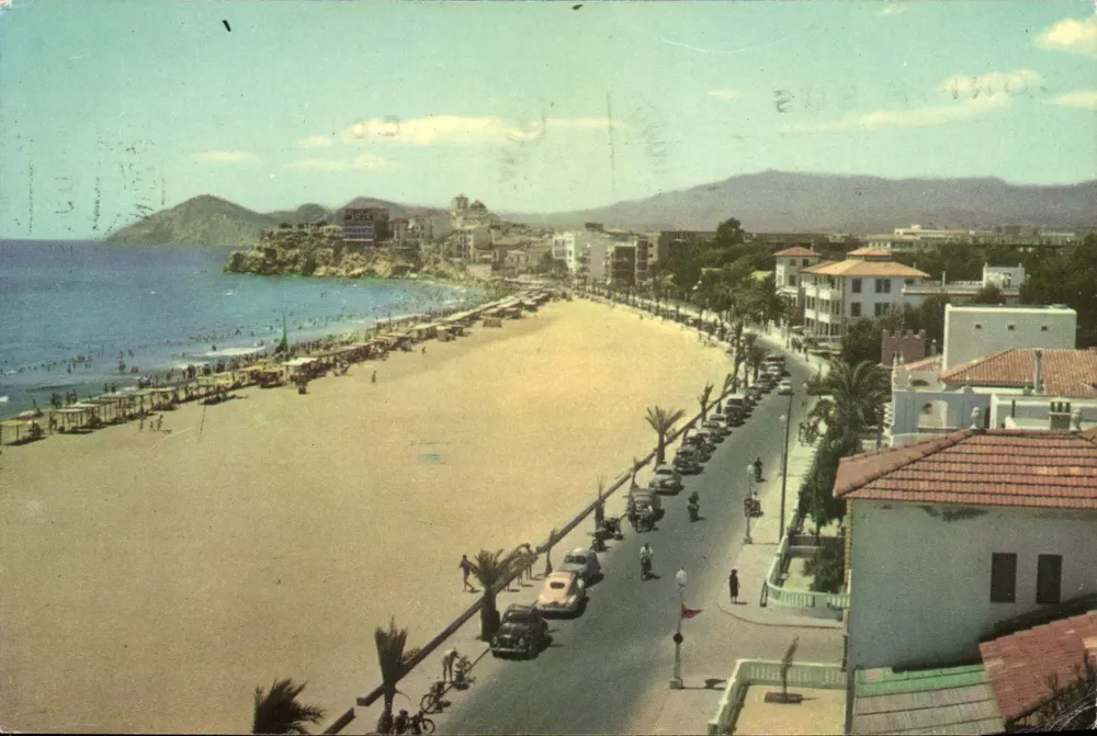 Praia de Levante — Alicante — Fotografia HNOS. GALLANA, N°9 - Frente