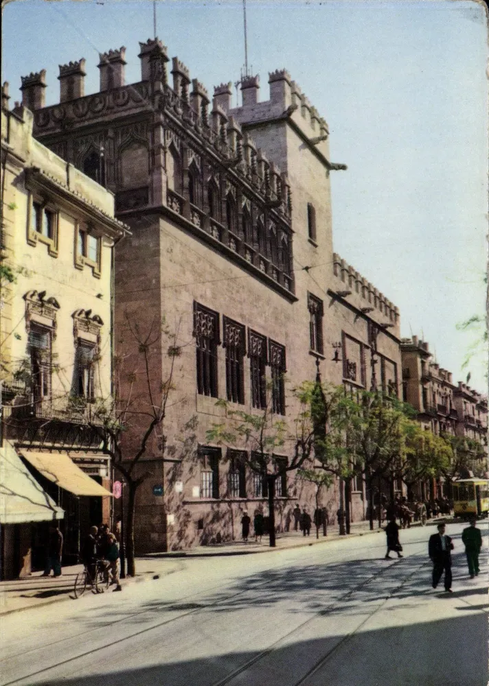 Palácio Episcopal de Valência — vista de rua com trêmio — editor A. Campaña - Frente