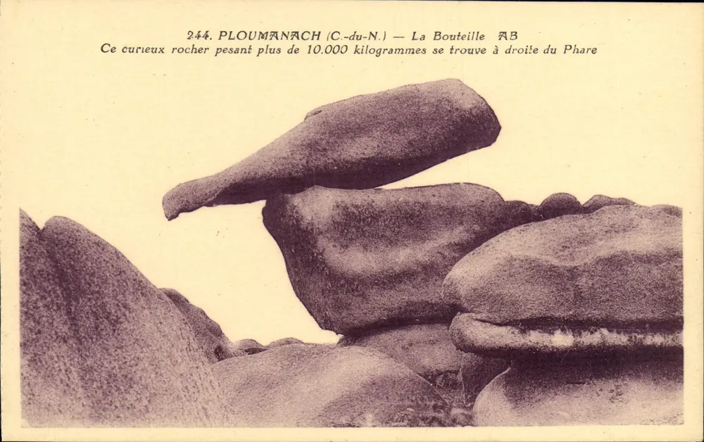 Ploumanach (C.-du-N.) — A Garrafa AB — rochedo curioso pesando mais de 10.000 kg - Frente