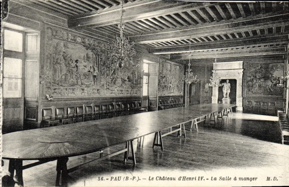 Schloss Henri IV - Das Speisezimmer — Pau (B-P.) — M.D. - Vorderseite