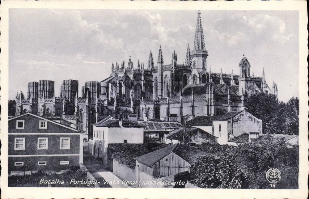 Batalha - Portugal - Allgemeiner Blick (nördlichöstlicher Seite) — Verleger 'FOTOGRAFIA ARTÍSTICA' n°19 - Vorderseite