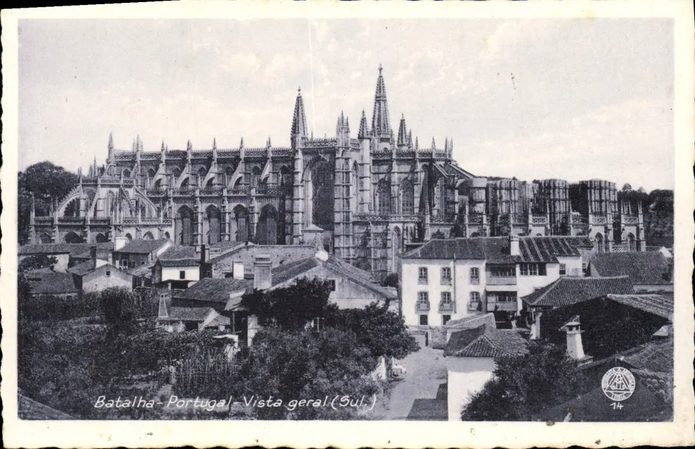 Batalha - Portugal - Allgemeine Ansicht (Süd) — Verlag 'Fotografia Artisiten, Lda.' n°14 - Vorderseite