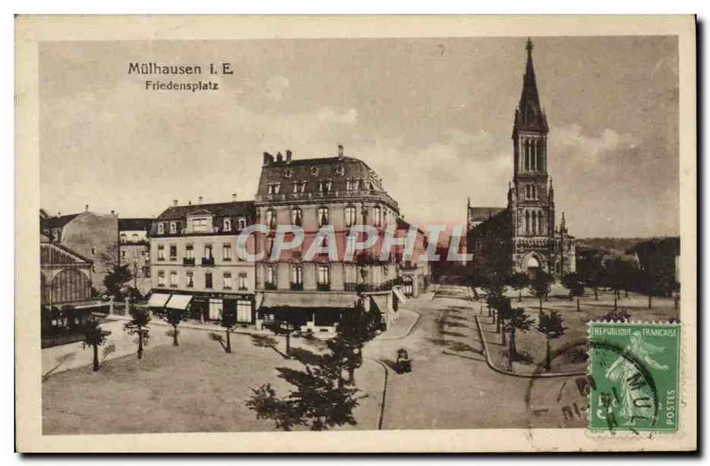 Mülhausen I.E. — Friedensplatz avec église et bâtiment commercial — éditeur non visible - Frente