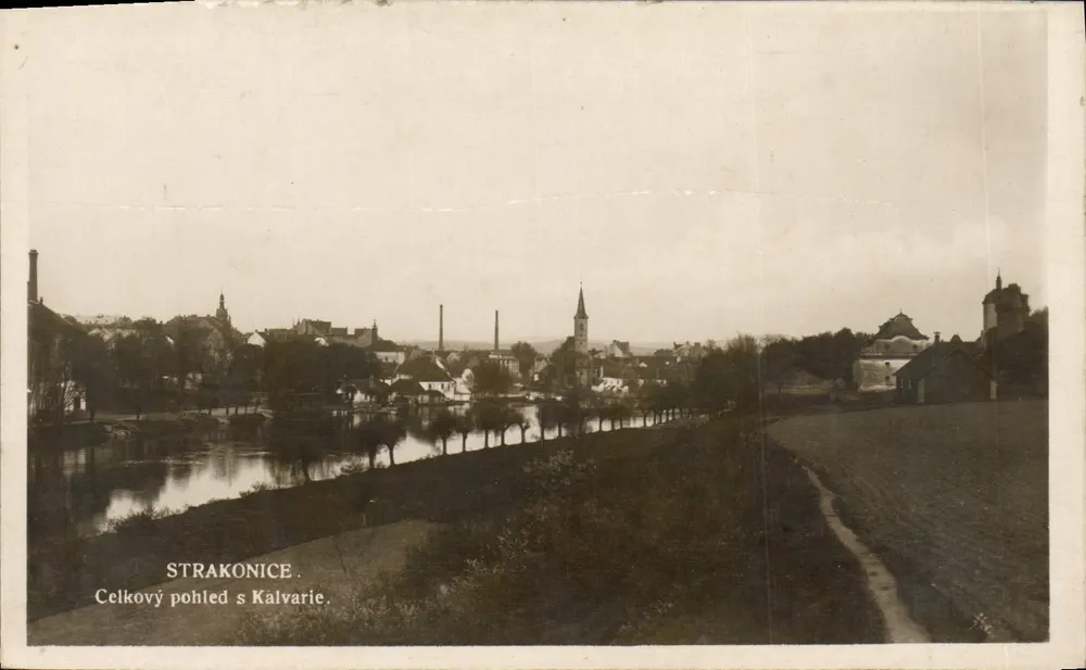 Strakonice — Vista generale con la Kalvarie — Foto G. Klas - Recto