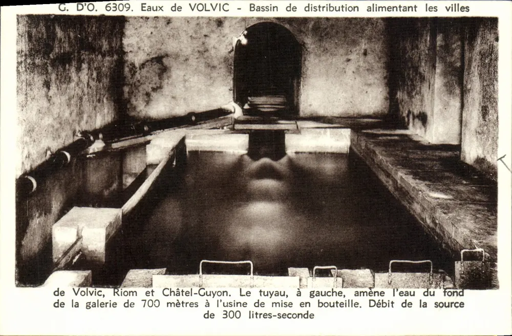 Wasser von Volvic - Verteilbecken, das die Städte Riom und Châtel-Guyon versorgt — G. D'O. 6309 - Vorderseite