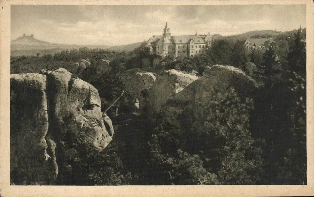 Tsjechisch Paradijs. Hrubá Skála — panoramisch uitzicht met kasteel en rotsen — 2058 - Voorkant
