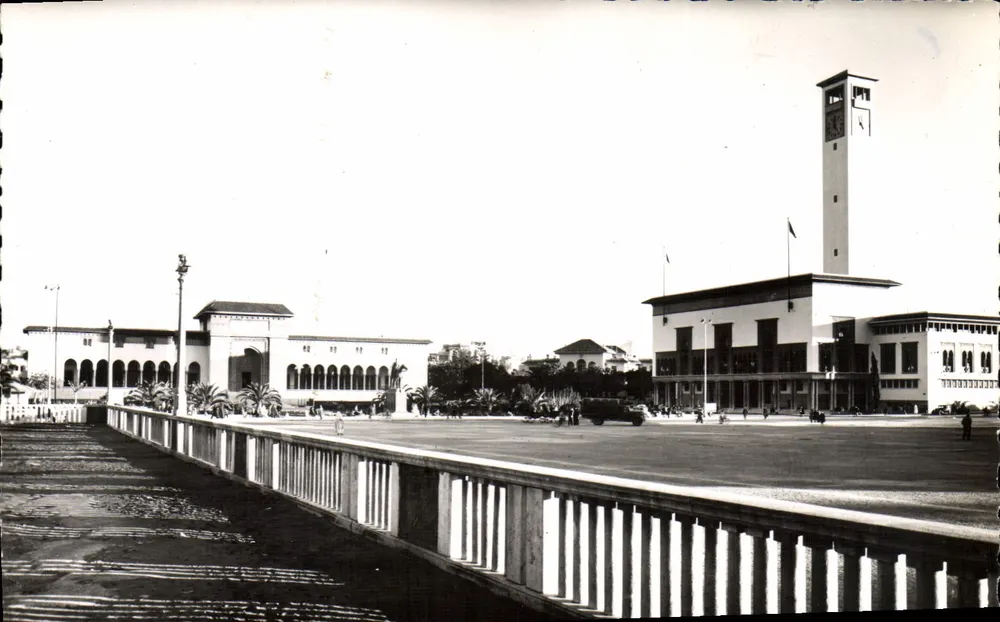 Casablanca — Die kommunalen Dienstleistungen und das Gerichtshaus — Ausgabe La IGOCH E. Casablanca - Vorderseite