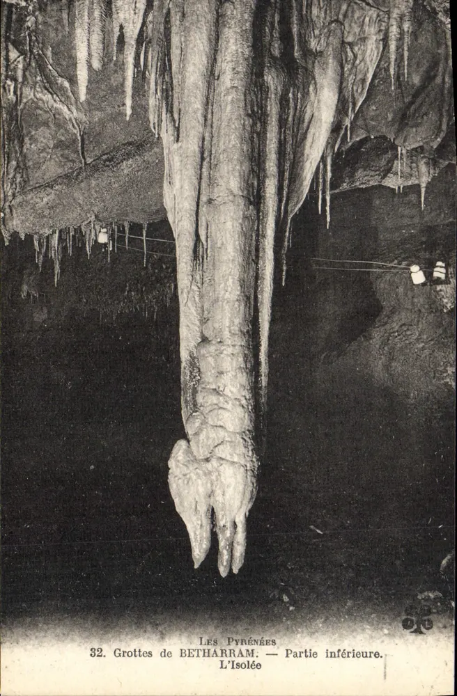 Grotte di BETHARRAM — Parte inferiore — L'Isolée — I Pirenei - Recto