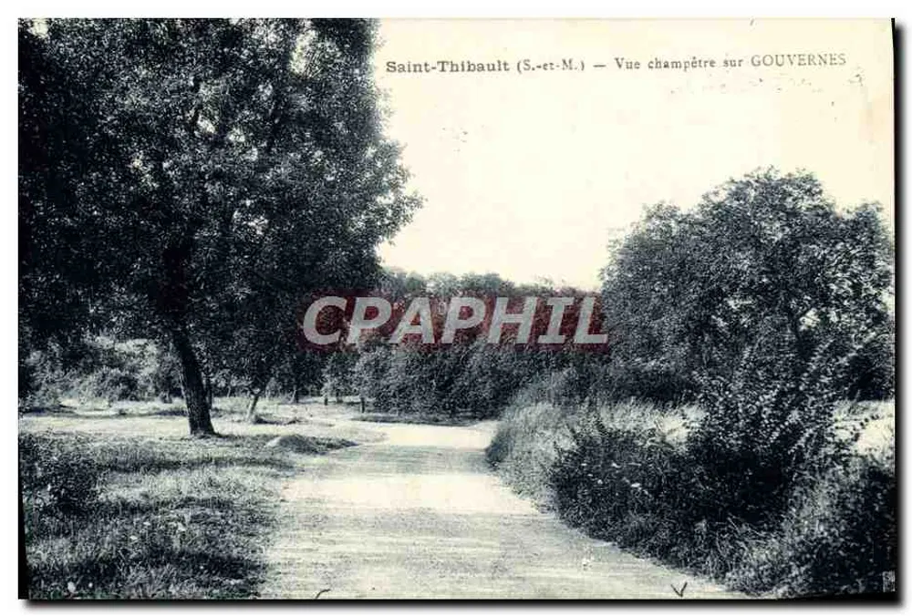 Saint-Thibault (S.-et-M.) — Vista campestre sobre GOUVERNES - Frente