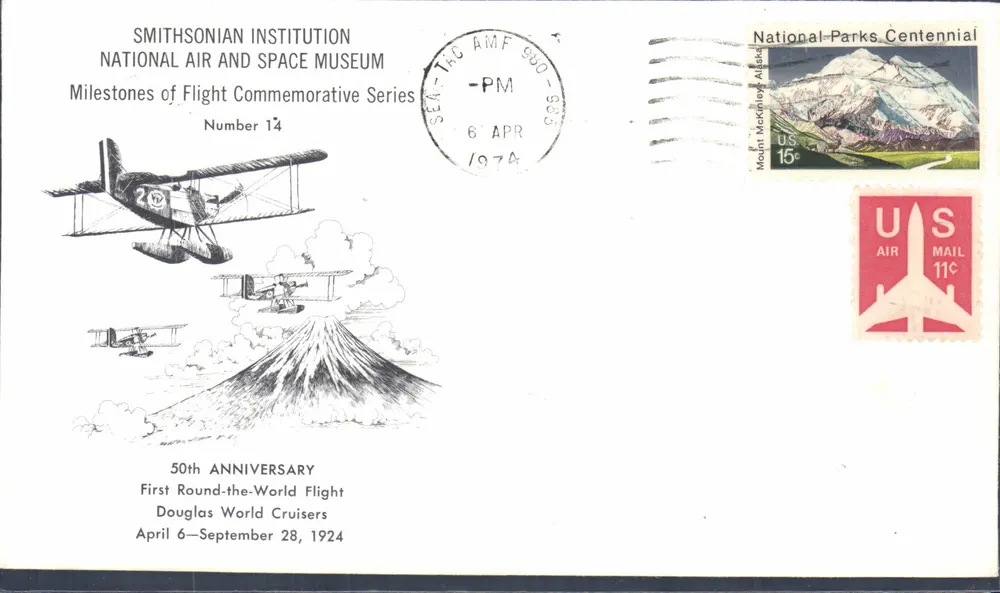 Erster Flug um die Welt — 50. Jubiläum — Smithsonian Institution National Air and Space Museum — Serie Milestones of Flight Nr. 14 - Vorderseite